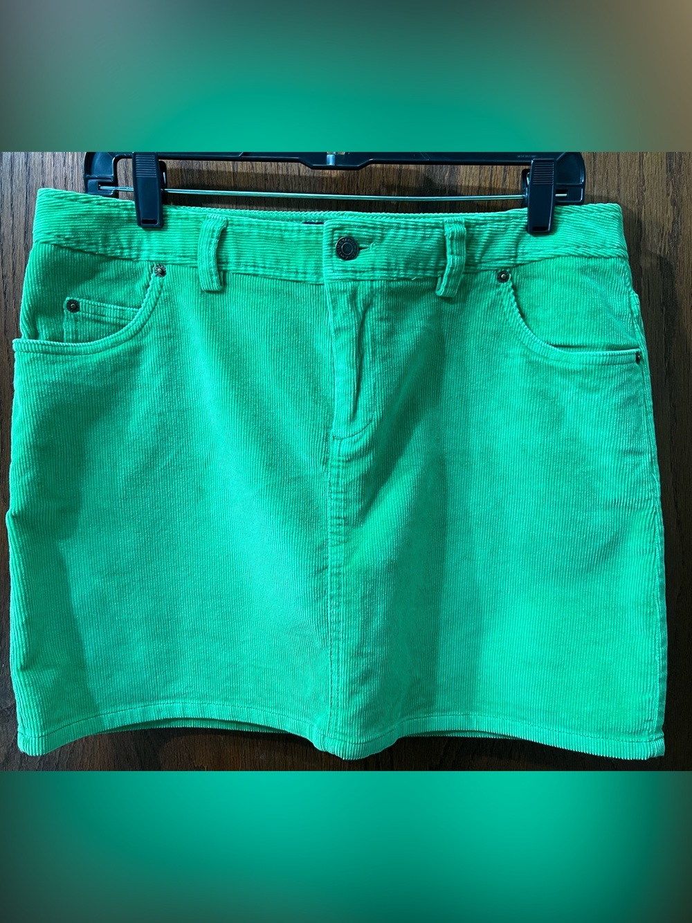 Vineyard Vines Green Corduroy Skirt Size 8